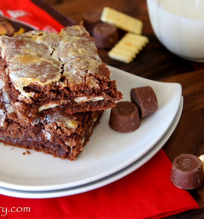 Gooey Rolo Cake Bars