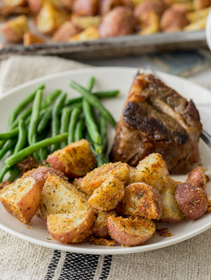 You won't believe how easy these Parmesan Roasted Potatoes are! Everyone fought for the last few!