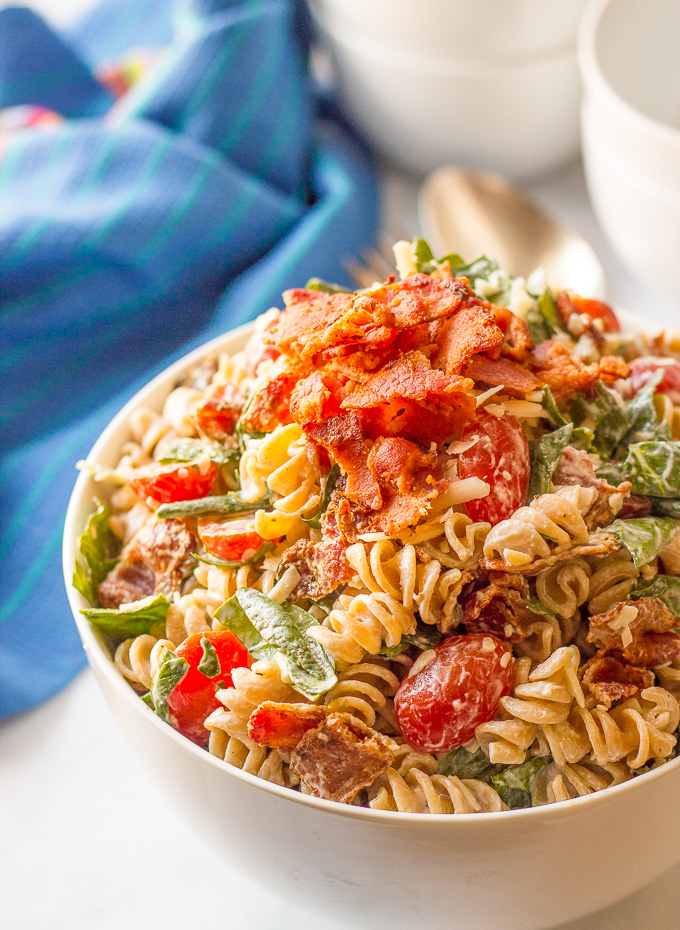 This Creamy BLT Pasta Salad is a super easy side dish (or main dish) for the summer!