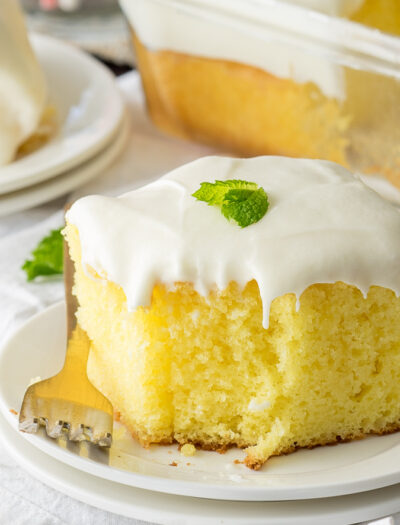 This Super Easy Lemonade Cake Recipe is so delicious! This is the perfect dessert for summer!