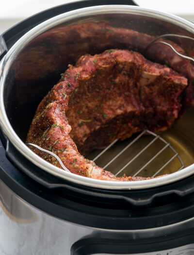 The trick with these Instant Pot Baby Back Pork Ribs is to put the right kind of liquid in the bottom.