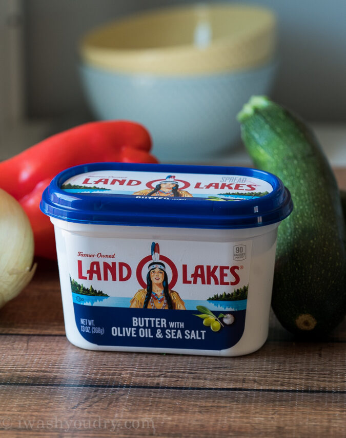 Land O Lakes® Butter with Olive Oil & Sea Salt is super convenient and easy to use for delicious chicken recipes like this one!