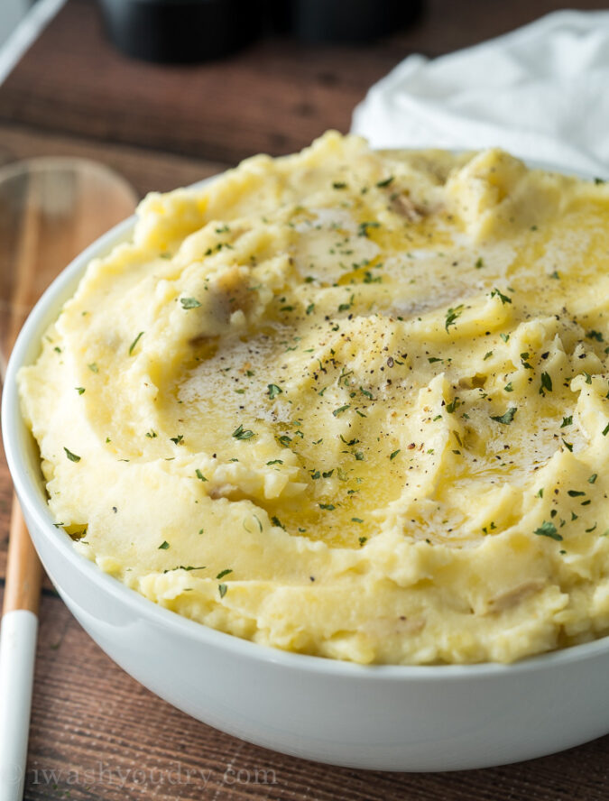 OMG! This fluffy Instant Pot Mashed Potatoes Recipe is so good! My family LOVED it!