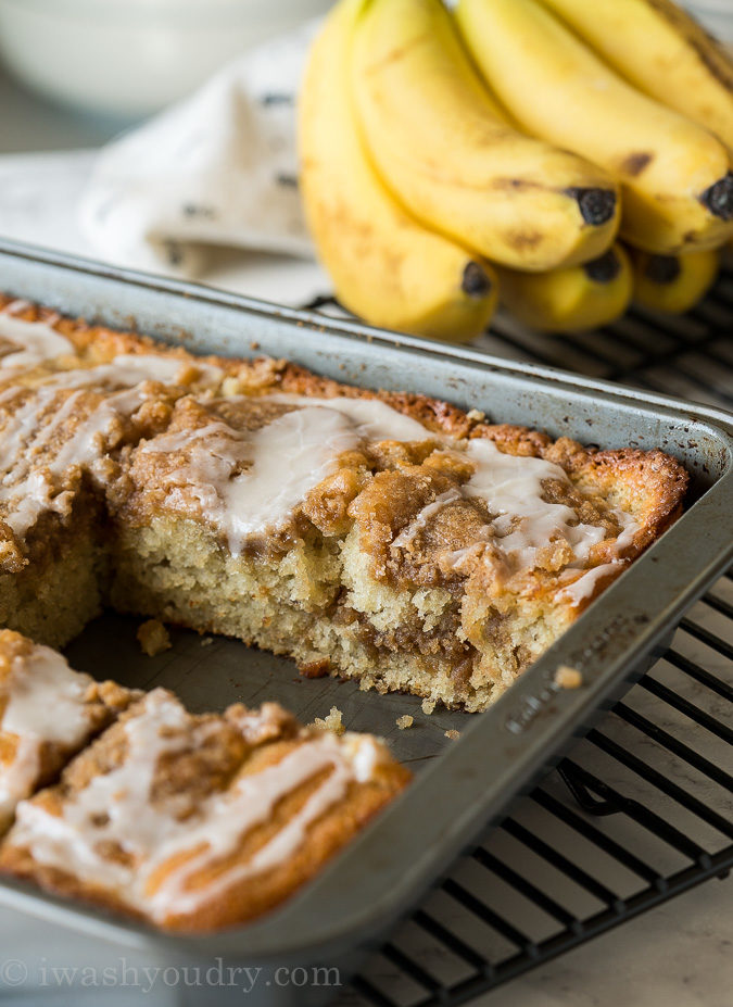 Banana Crumb Cake with brown sugar