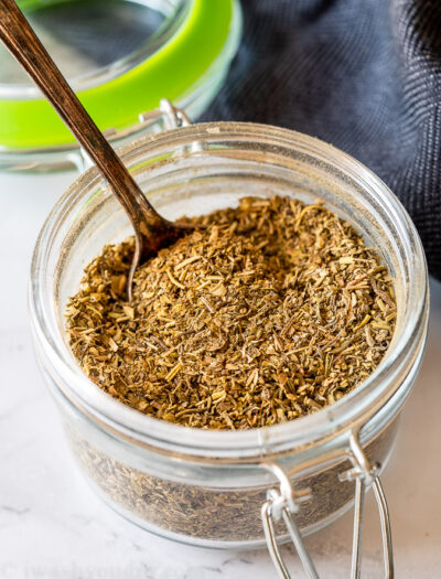 This simple homemade Italian Seasoning Recipe is filled with dried herbs and perfect for adding to all your Italian recipes!