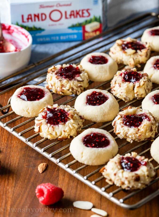 cookies on cooling rack with almonds